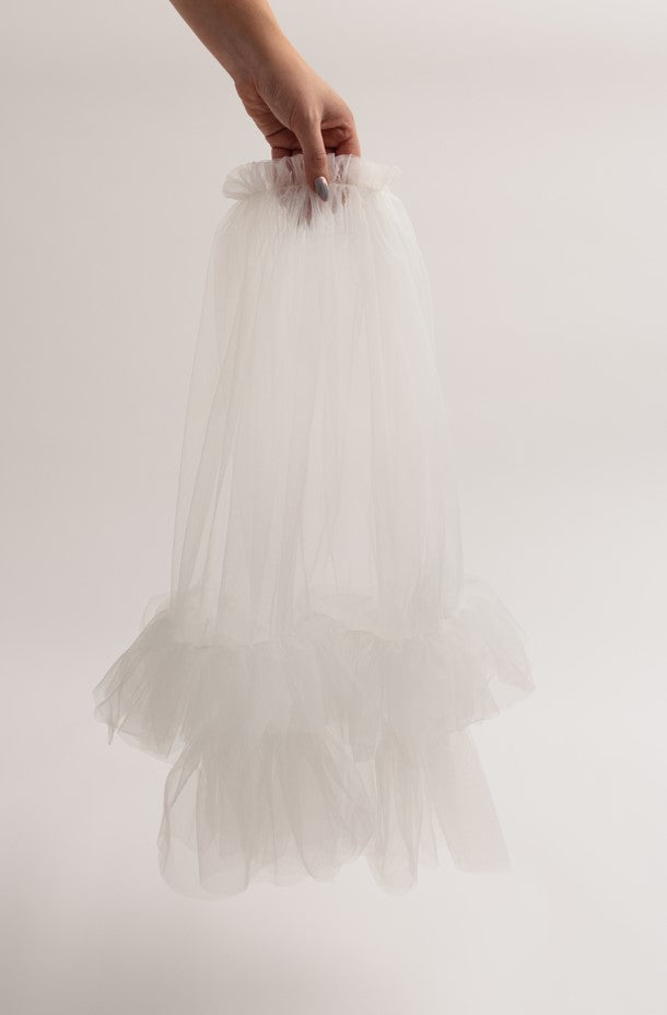 Tiered Ruffle Veil